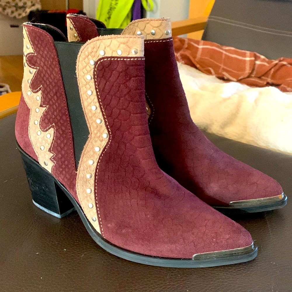 Nasty Gal suede western style ankle boots size 38